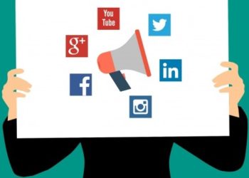 सोशल मीडियाबद्दल महत्वाची सूचना