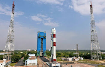 इस्रोच्या हायसिसचं पीएसएलव्हीद्वारे प्रक्षेपण! इतर : नासा इनसाईट मंगळावर पोहोचलं!