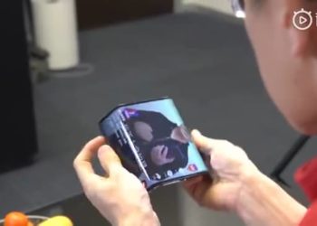 शायोमीच्या घडी घालता येणार्‍या फोनची चर्चा!