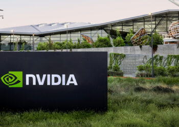 Nvidia आता ॲपलला मागे टाकत सर्वात मोठया कंपन्यांमध्ये दुसऱ्या क्रमांकावर!