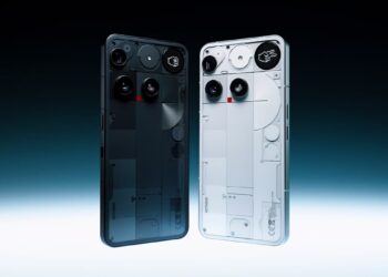 Nothing कंपनीचा Phone (3) सादर : विचित्र डिझाईनचा फ्लॅगशिप फोन!